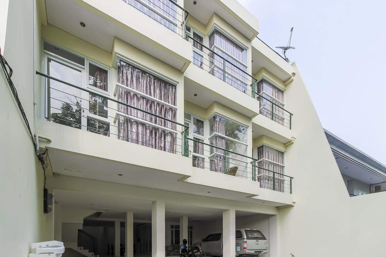 Reddoorz Near Pancoran Hotel Jakarta Exterior photo